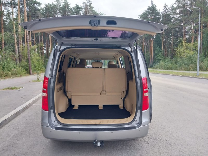 Hyundai H-1 (Grand Starex)